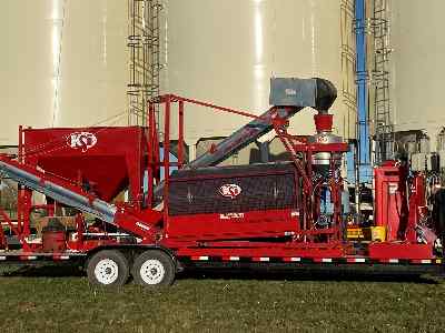 Assure Seeds Treatments - New KSI Drum Seed treater for greater efficiency and gentle handling of peas.
